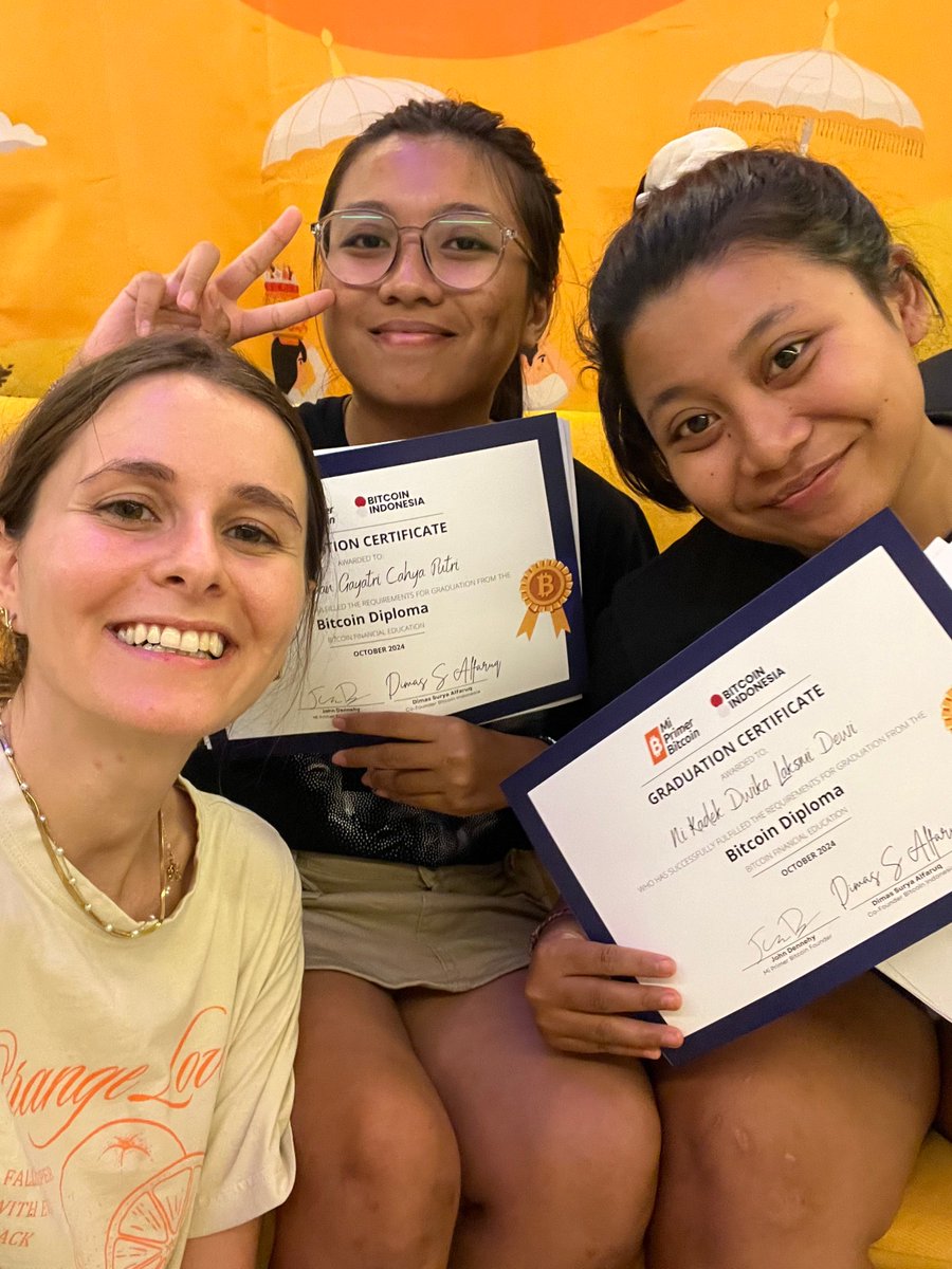 btchousebali's tweet photo. PLEASE READ THIS!💔🧡

A Balinese family from our #community recently fell victim to a phishing attack, losing all their bank savings at the end of the year. Sadly, this happens far too often in #Indonesia. The scam forced them to sell their bitcoin to cover daily expenses.

The single mother of two, now juggling a 4th job and a loan, is fighting to keep food on the table and save for her daughter, Cahya, to attend university. 👩🏽‍🎓

Cahya is an incredible young woman - a bright, passionate member of #Bali's #Bitcoin community. Maybe you remember her. She sold her beautiful Balinese Bitcoin paintings at @BitcoinConf_ID and is the only person we know who is so dedicated to learning about Bitcoin that she's attending @MyfirstBitcoin_  for the 2nd time. 

This experience was a final wake-up call. They’ve realized they can’t trust banks anymore. Bitcoin is their way forward. But the first university payment is due this month.

Calling on Bitcoiners everywhere: let’s support Cahya and her family with a few sats. ❤️

📲 Here’s her wallet: farawayanswer37@walletofsatoshi.com

Every little bit helps to give Cahya a better future and her mom some peaceful nights of sleep. 🙏