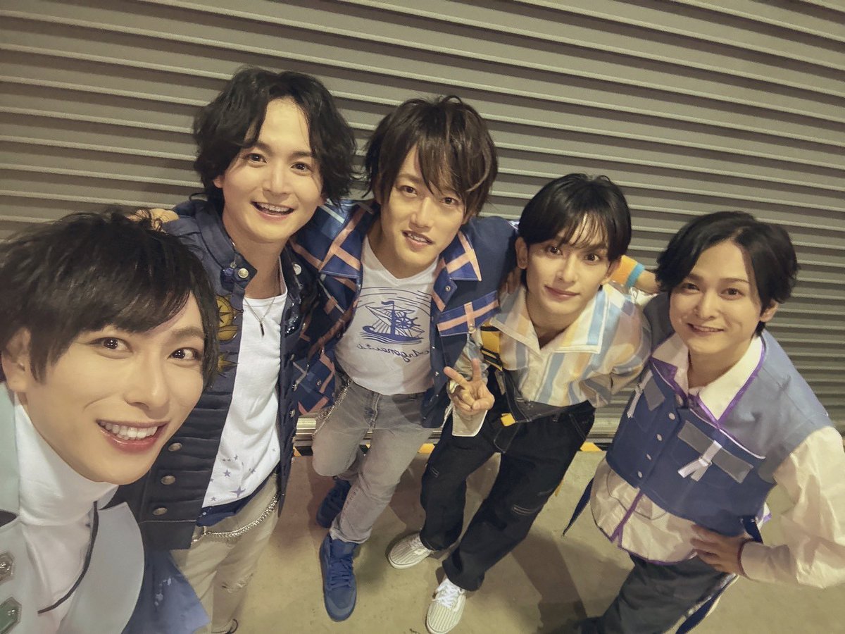 hyu_hyu_hyuga's tweet photo. from ARGONAVIS SPECIAL LIVE 2025 
#CROSSINGSTAGE 

アルゴナ フウライ
FLOWさん ROOKiEZisPUNKDさん

みんなで音を届けたステージ。
受け取ってくれてありがとうございました！

最高なメンバーとライブが出来て幸せです。 https://t.co/K0LcGzaFwT