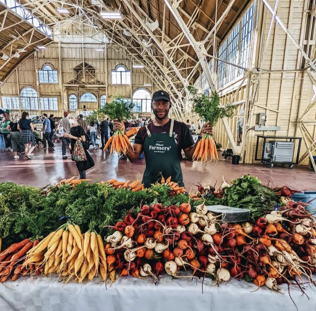 Hi #Ottawa! Our indoor Winter Market season returns TOMORROW: January 12, 2025! Join us inside the Aberdeen Pavilion at Lansdowne from 10am-3pm for all things local: seasonal produce, hand-made crafts, pantry staples, baked goods, hot meals and more! See you there!

#MyOttawa