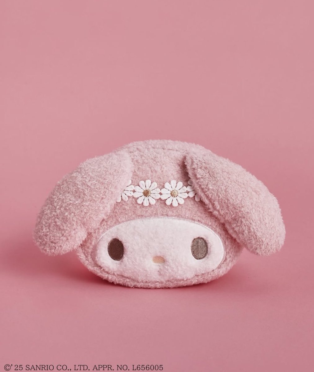 piinkimi_'s tweet photo. my melody x maison de fleur https://t.co/yIsEUT3ZxU