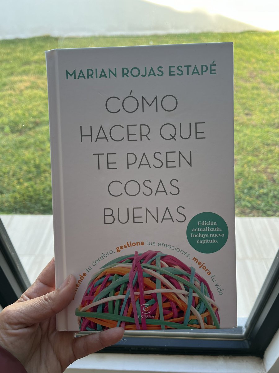 bettypecas's tweet photo. El primero del año 📚♥️ https://t.co/uguoU287zE