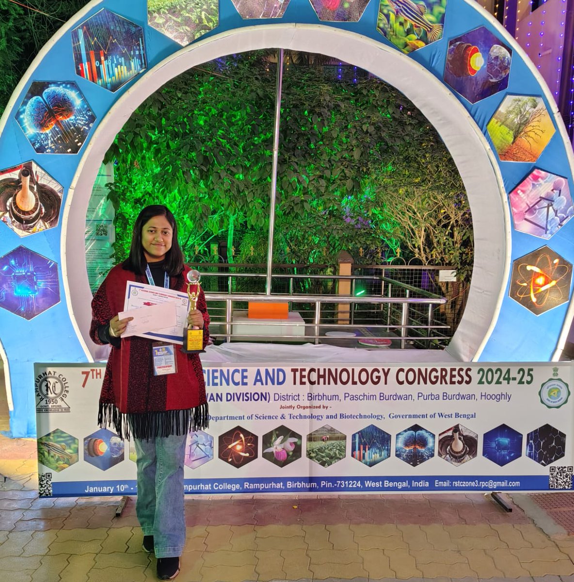 Congratulation Rohini for winning an Outstanding presentation Award! at 7th Regional Science &amp; Technology Congress 2024-25. <a href="/CSIR_CDRI/">CSIR-CDRI</a> <a href="/cdriacademy/">CDRI-Academy and Research</a> <a href="/CSIR_IND/">CSIR, India</a> <a href="/DBTIndia/">Department of Biotechnology</a> <a href="/IndiaDST/">DSTIndia</a>