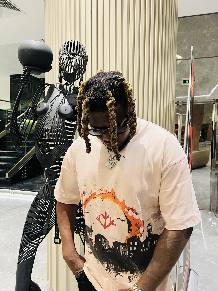 BETFUSE1's tweet photo. New collection….out soon👕❄️ https://t.co/8cWmdjaTX2