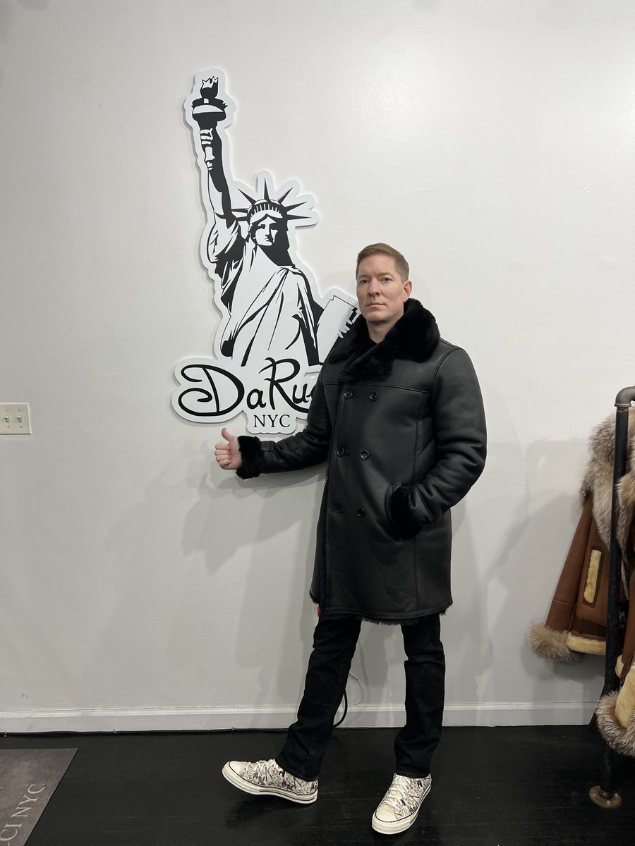 JosephSikora4's tweet photo. @DaRucciLeather stay warm out there everybody. And for an extra treat, check out my sneakers. #frankjr #ozark https://t.co/NcmgXw3769
