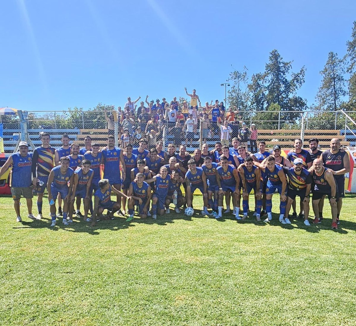 📌Segundo amistoso de la pretemporada 

Colegiales se enfrentó hoy a Club Regatas de San Nicolás. El primer partido terminó 0 a 1 con gol de Lautaro Torres. El segundo partido terminó 2 a 0 con goles de Alvaro Marin.