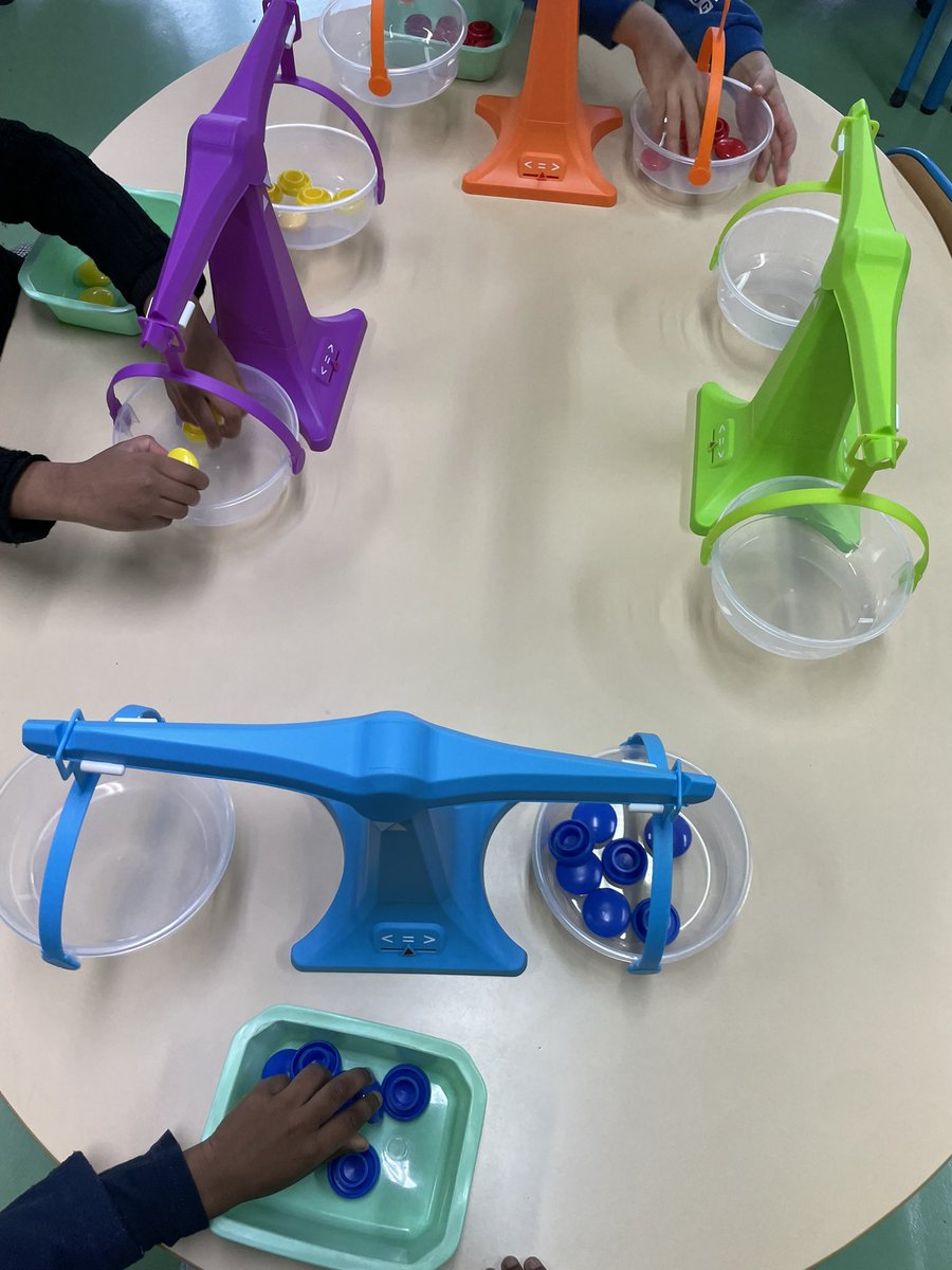 Emmanuelle tweet media