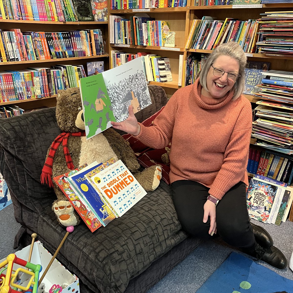 "Research shows that children who choose to read have better life chances. They are more likely to do well in school, to have better mental health, better paying employment and better lives"  

Our bookseller Kate has written a blog! norfolkearlyyearsgarden.wordpress.com/blog/ 🍎