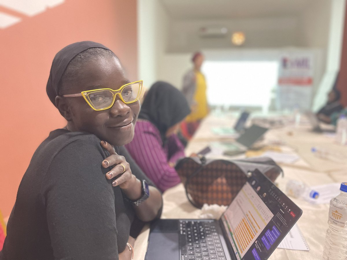 YoMIL_Gambia's tweet photo. We continue the second round of the #YoMIL Expert workshop with an in-depth discussion on Analysis and Critical Thinking. Our Facilitator is Ms. Fatou Bintou Sallah a Lawyer. She is taking our participation through Media Laws and Ethics, Career Pathway and Best Practices. #media https://t.co/UJhMVeySAj