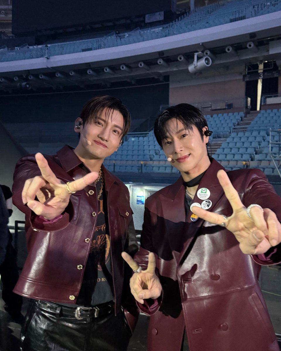 TVXQ's tweet photo. #TVXQ! in SMTOWN LIVE 2025 @ SEOUL DAY 1

#동방신기 #TVXQ! #東方神起
#SMTOWN #SM_30thAnniversary
#SMTOWN2025 #SMTOWN2025_SEOUL
#SMTOWN_LIVE #SMCU https://t.co/sddctgX4UR