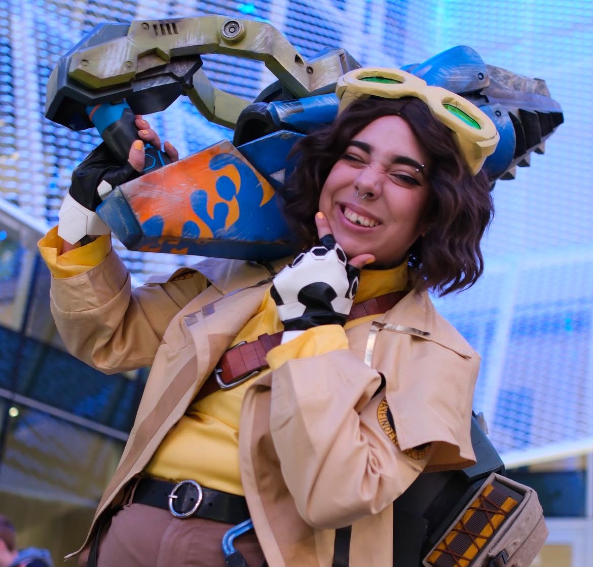 AnakinsLimbs's tweet photo. Hey man, that’s cool. More photos of my #venturecosplay #venture #ventureoverwatch #overwatchcosplay #overwatch #overwatch2 #overwatch2cosplay https://t.co/TkTHkM1BFg