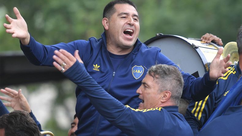 FerBurruso's tweet photo. Con los 15 palos que gastó Foster de La Plata SA en Medina, Boca asociación civil compró a Velasco, Rodrigo Battaglia, Ander Herrera y todavía le sobró plata que va a usar en Alarcón. https://t.co/JO0zDFxIlj