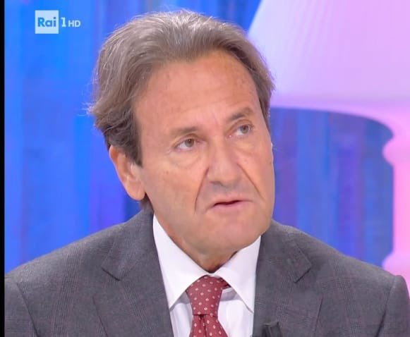 Valdofortuna's tweet photo. https://t.co/JP1uZCWfHb
RAI 1 - UNOMATTINA IN FAMIGLIA
#BOLLETTE
#BONUSSOCIALI
#PREZZOGAS
#PRICECAP
#EVOLUZIONE https://t.co/jIkS4TKcPm