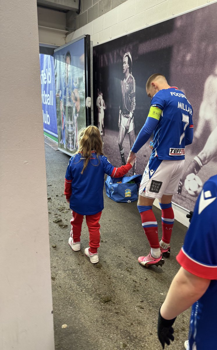 gemmacaddell86's tweet image. I’m an emotional wreck 😂 Willow was adamant she wasn’t going on the pitch but Junior blues and Linfield Football Club (Official) were amazing with her, so so supportive and accommodating and I can’t thank them enough! When your child gets any type of diagnosis it’s natural to…