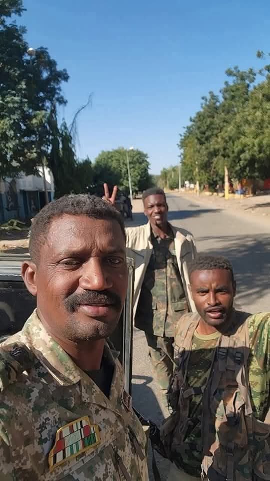 wdmanswer's tweet photo. تكسر خواطر الريدة وتاني تصلحا..🤣 https://t.co/GIa1ECYCFo