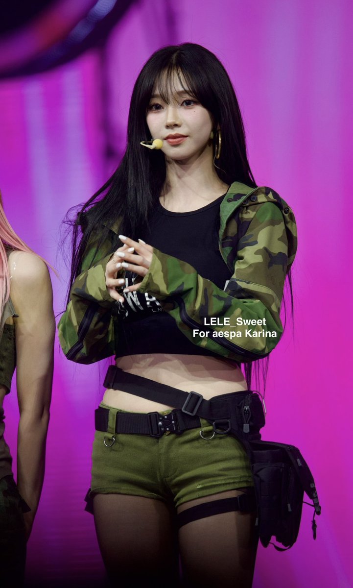 Lele_sweet_cl's tweet image. SMTOWN in Seoul Day 1

#카리나 #Karina #에스파 #aespa