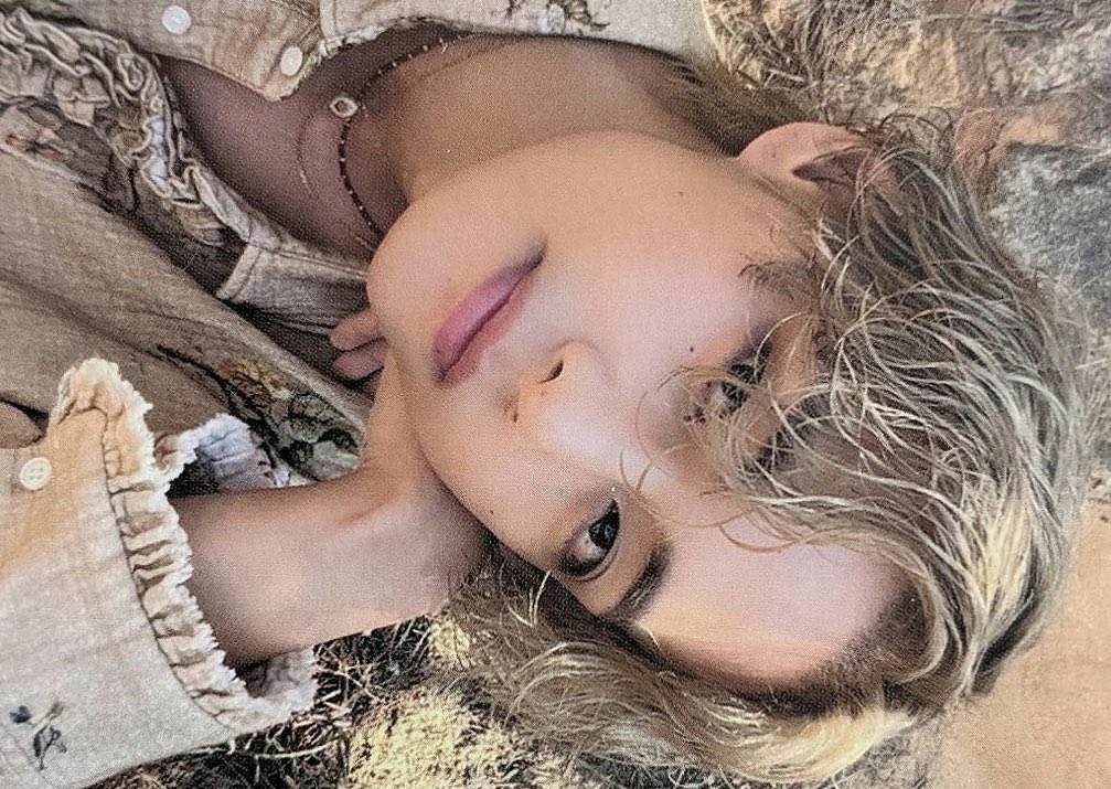 taeteluv_'s tweet photo. layover era taehyung >>> https://t.co/1IWw70hrMq