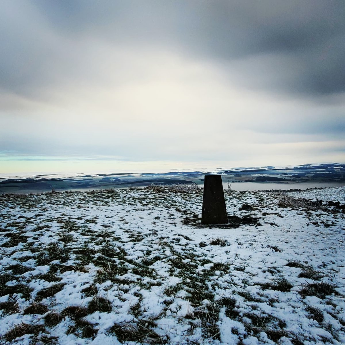 blonde_on_bikes's tweet photo. Frosty walk up to the Waterloo Monument, Peniel Heugh❄️#scottishborders #winterwalk #waterloomonument #harestanes https://t.co/NFdNhkpk30