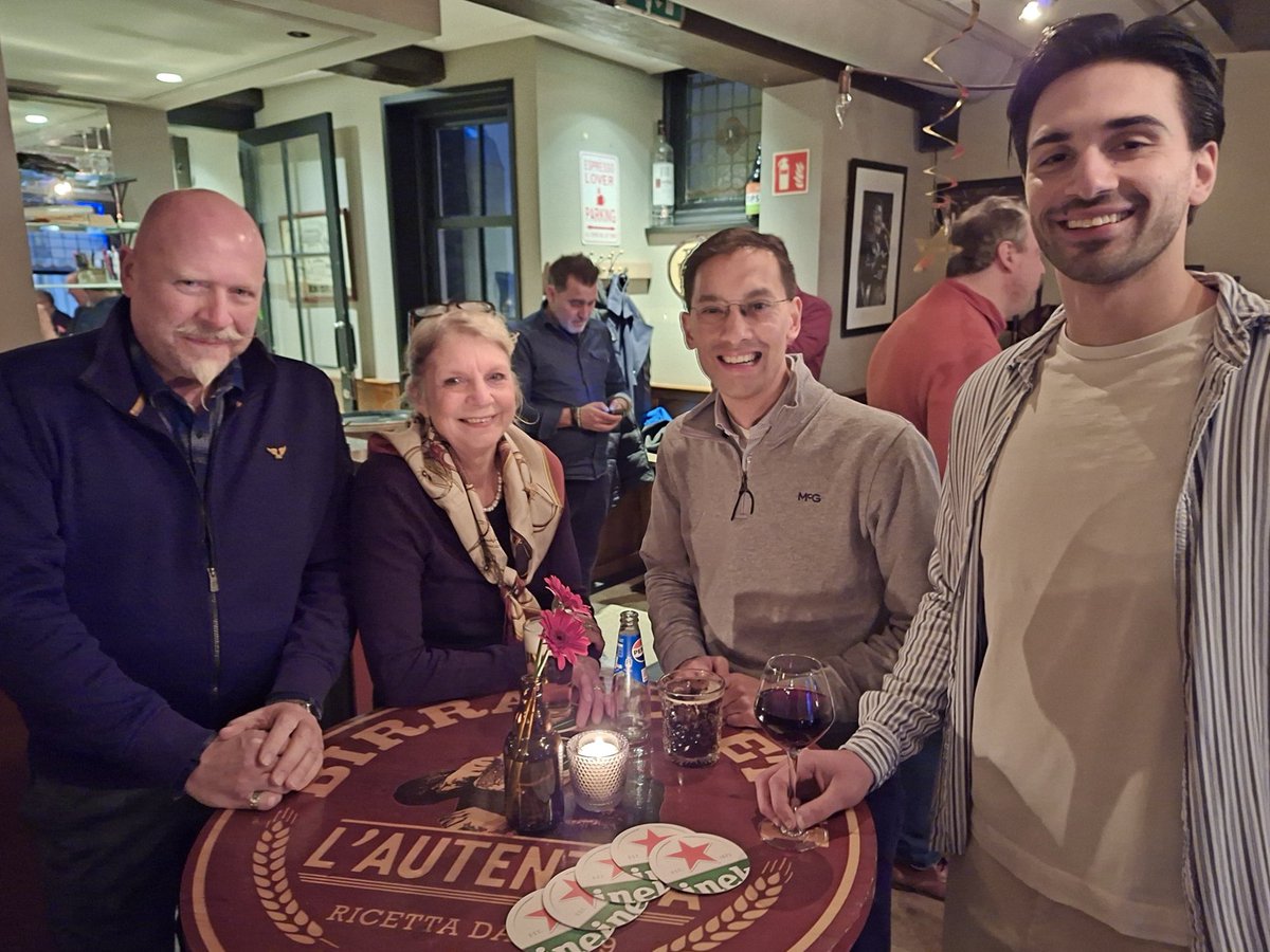 Frank S. Visser (@frankvisser1987) on Twitter photo Onze <a href="/CDAdelft/">CDA Delft</a>-fractie ging langs bij de nieuwjaarsrecepties van <a href="/VVDDelft/">De Delftse VVD</a> en <a href="/D66_Delft/">D66 Delft</a>. Dat waren prettige bijeenkomsten! Bedankt voor de uitnodigingen <a href="/MirandaVoogt/">Miranda Voogt</a> en <a href="/SivanMaruf/">Sivan Maruf</a>. En ook bedankt voor deze foto <a href="/StoopBram/">Bram Stoop</a> - samen met Marcel, <a href="/SintSonja/">sonja sint ποΈ</a> en David. πππ»πΎπ₯ Onze <a href="/CDAdelft/">CDA Delft</a>-fractie ging langs bij de nieuwjaarsrecepties van <a href="/VVDDelft/">De Delftse VVD</a> en <a href="/D66_Delft/">D66 Delft</a>. Dat waren prettige bijeenkomsten! Bedankt voor de uitnodigingen <a href="/MirandaVoogt/">Miranda Voogt</a> en <a href="/SivanMaruf/">Sivan Maruf</a>. En ook bedankt voor deze foto <a href="/StoopBram/">Bram Stoop</a> - samen met Marcel, <a href="/SintSonja/">sonja sint ποΈ</a> en David. πππ»πΎπ₯