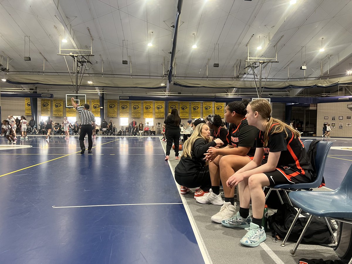 United Township Lady Panther Basketball tweet media