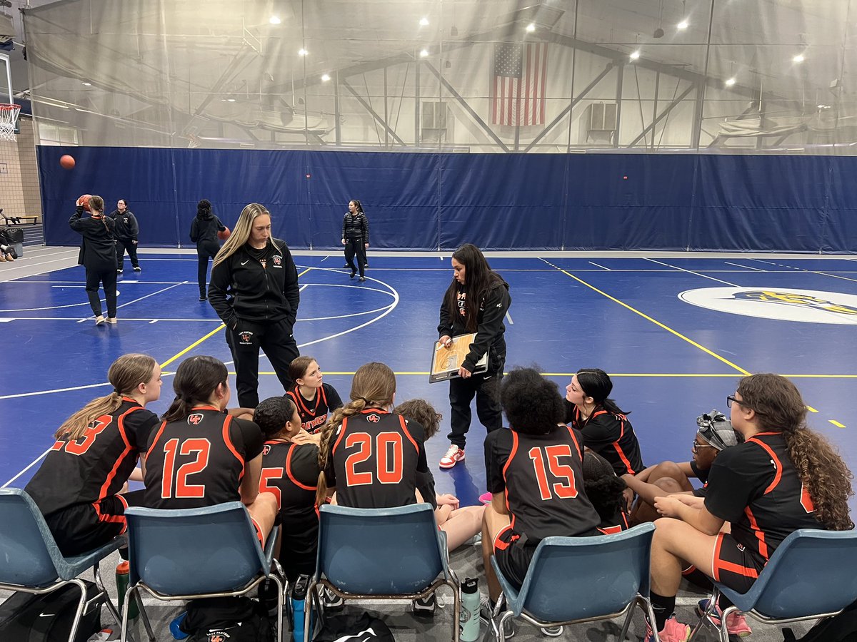 United Township Lady Panther Basketball tweet media