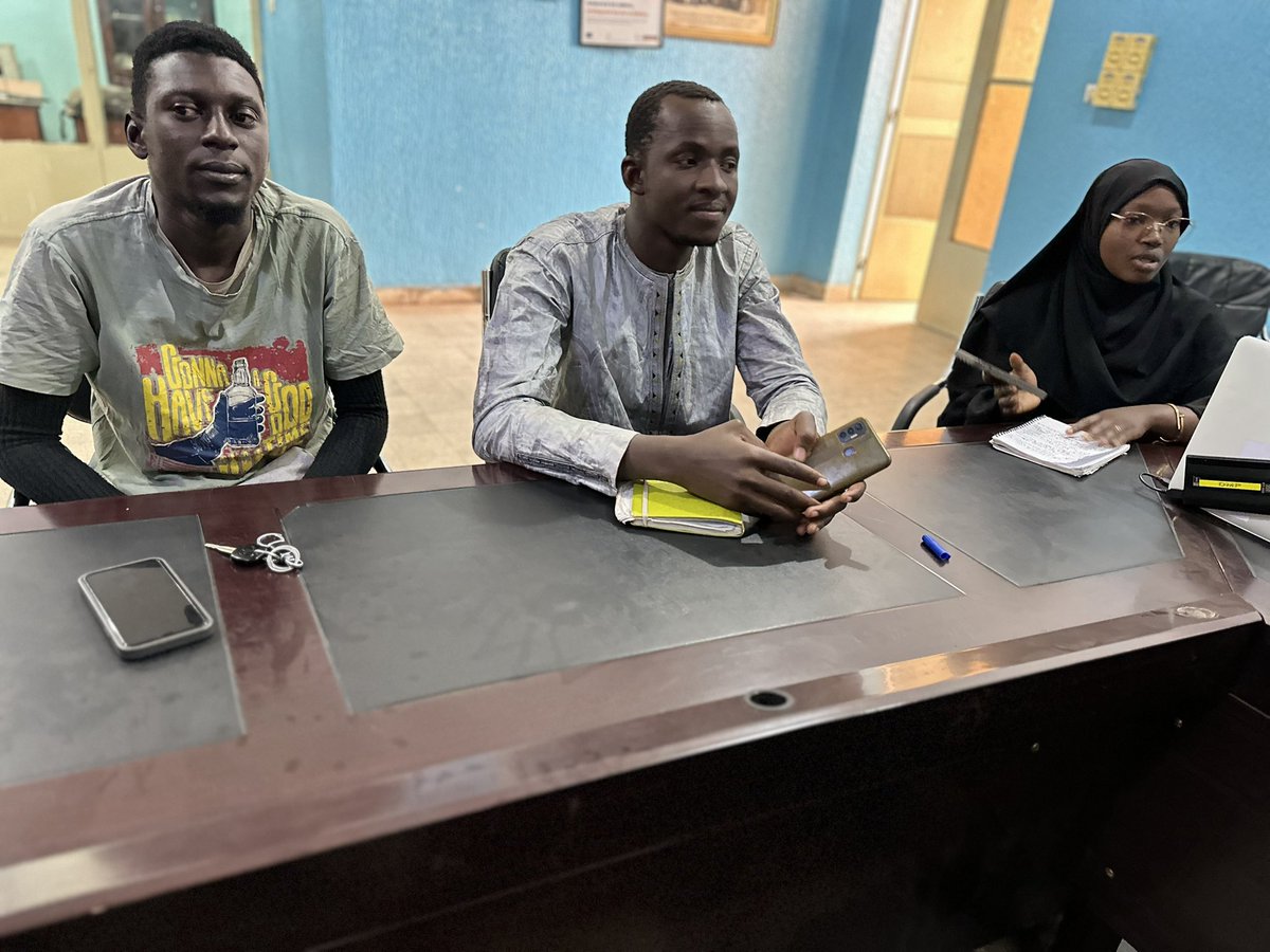 𝐏𝐫𝐞𝐦𝐢𝐞̀𝐫𝐞 𝐫𝐞́𝐮𝐧𝐢𝐨𝐧 𝐦𝐞𝐧𝐬𝐮𝐞𝐥𝐥𝐞 𝟐𝟎𝟐𝟓 𝐝𝐞 𝐥’𝐚𝐬𝐬𝐨𝐜𝐢𝐚𝐭𝐢𝐨𝐧 𝐂𝐡𝐚𝐪𝐮𝐞 𝐄𝐧𝐟𝐚𝐧𝐭 𝐂𝐨𝐦𝐩𝐭𝐞

Nous avons tenu aujourd’hui notre première rencontre de l’année 2025, marquant un nouveau départ pour notre association.

#chaqueenfantcompte