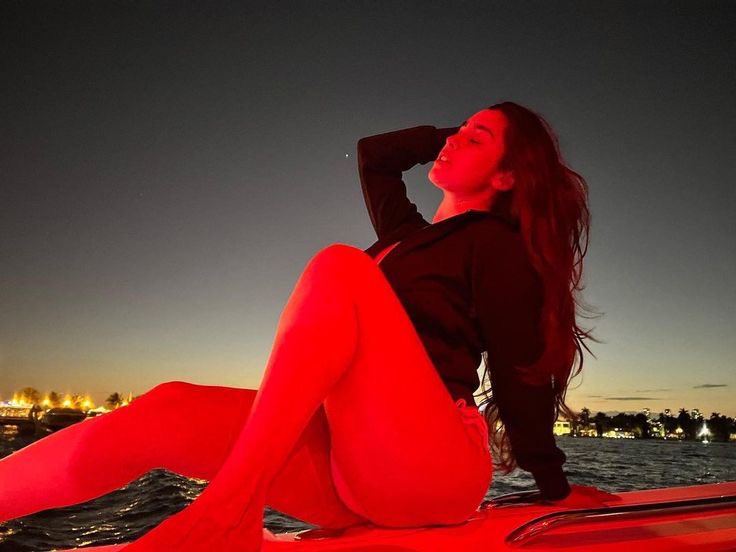 Lovely night everyone.