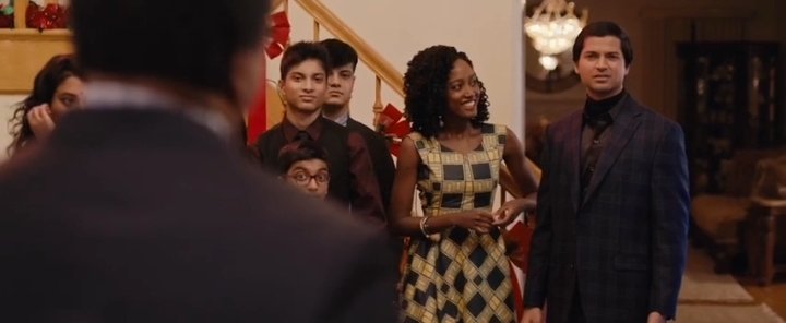 Grace Wacuka in ‘A New Christmas’. 🫡