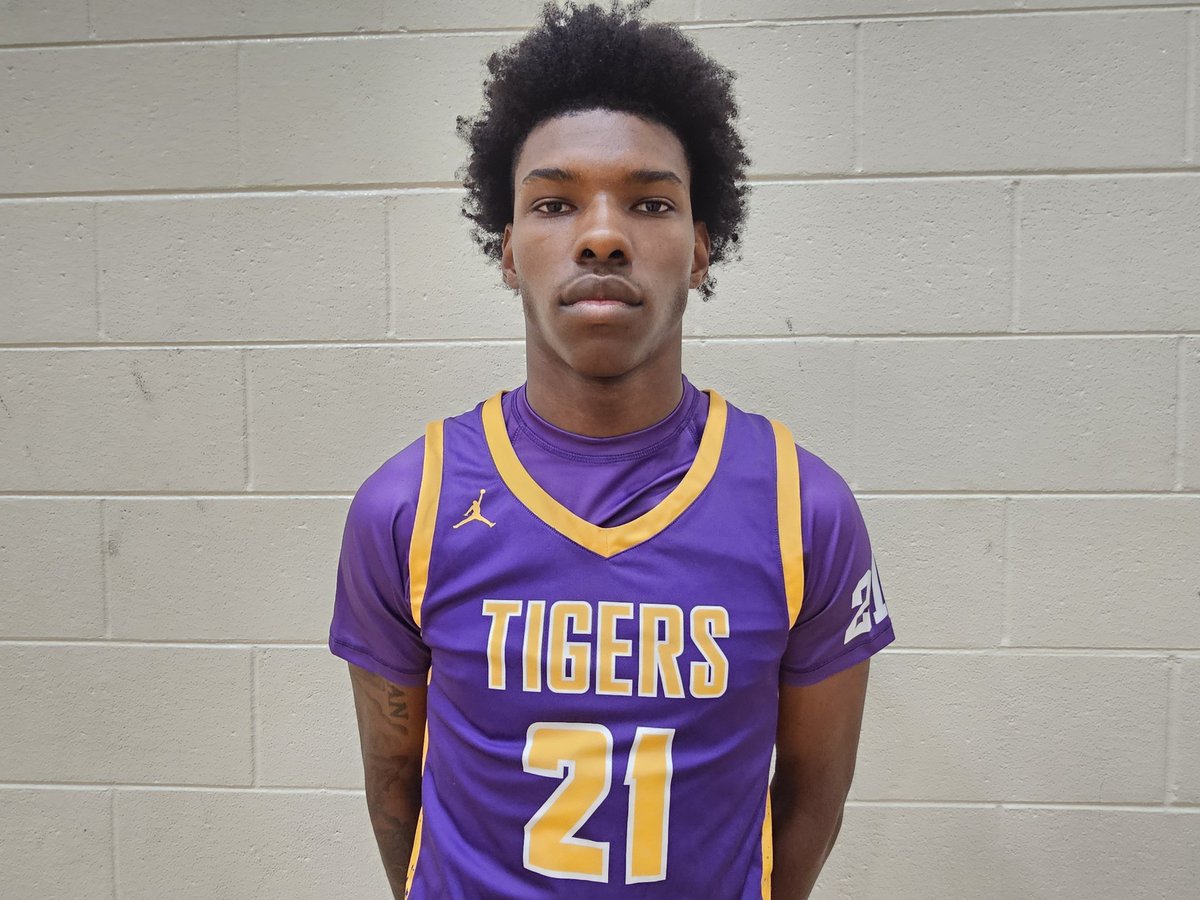 Kyle Gibbs (@kylegi1) on Twitter photo The top two kids in there class. From North side of Florence and the host of <a href="/PDSportsClub/">Pee Dee Sports Club</a> classic <a href="/_wilsonmbb/">Wilson Tigers MBB</a>. Here are kids to watch for <a href="/_wilsonmbb/">Wilson Tigers MBB</a>. The top two kids in there class. From North side of Florence and the host of <a href="/PDSportsClub/">Pee Dee Sports Club</a> classic <a href="/_wilsonmbb/">Wilson Tigers MBB</a>. Here are kids to watch for <a href="/_wilsonmbb/">Wilson Tigers MBB</a>.