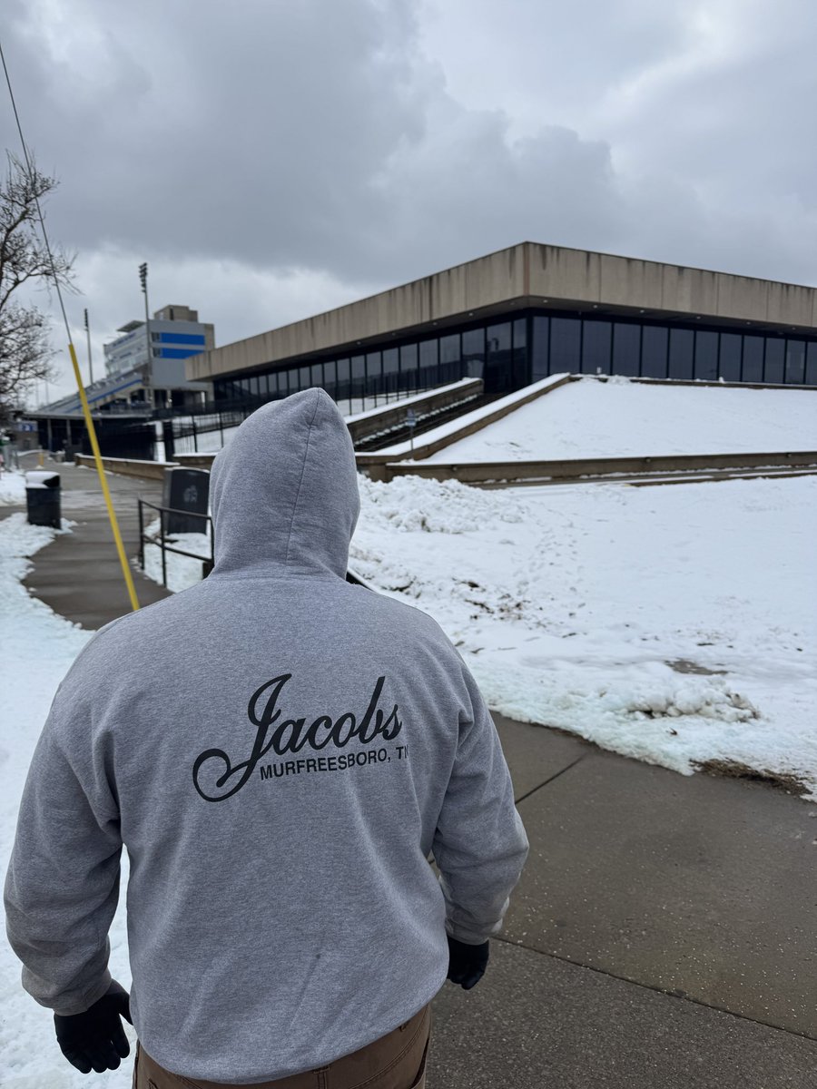 MTAthletics's tweet photo. Special thanks to Jacobs Construction, @MTSU Facilities, and our Athletics Operations team for getting Murphy Center ready for today’s @MT_MBB game!

🎟️ https://t.co/gjkaFB58hE https://t.co/Y9YCIeJGfr