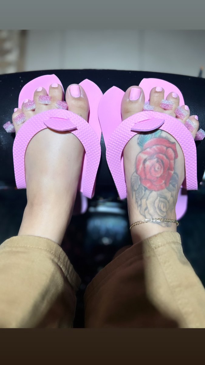 How could you not have a foot fetish? 💕