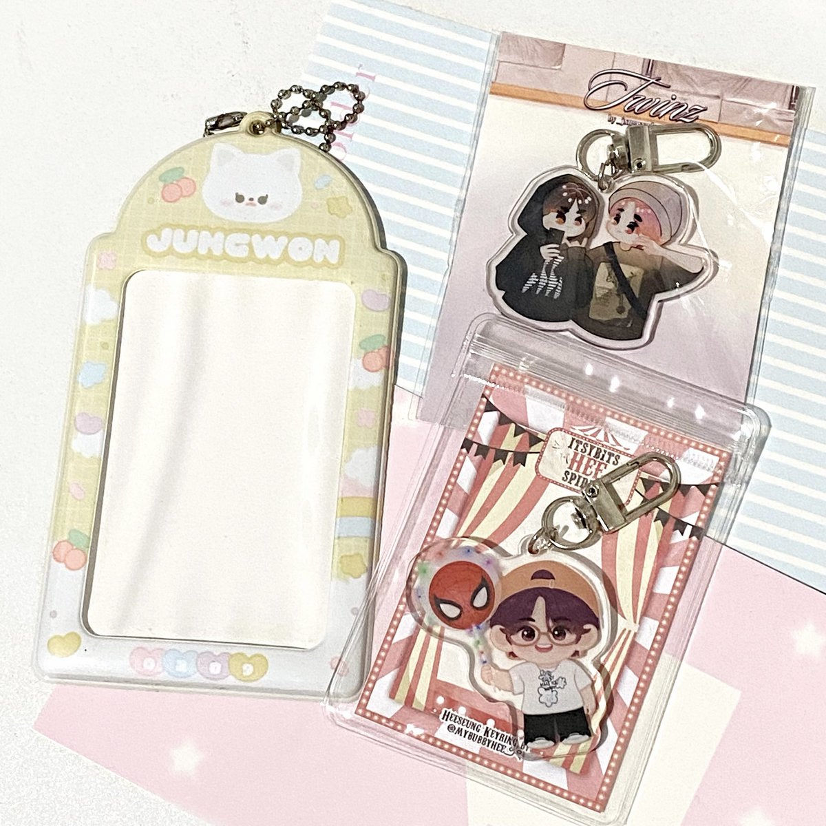 wonuwhisk's tweet photo. wts lfb ph 

jungwon blossom ver ck  ₱600
w/ free pc holder &amp; keyrings

60*30 pink glitter 
onhand &amp; clean 
payo prio or 5 days 
already discounted! 

https://t.co/eMJaErfZiB 
enhypen cheering kit slogan cloth banner https://t.co/QZ6J2JmiAo