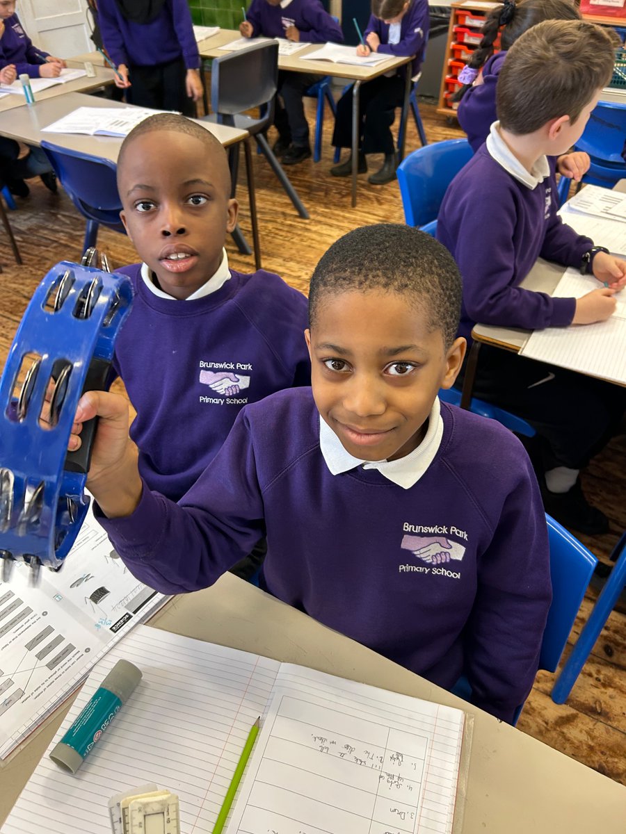 InclusionBPPS's tweet photo. @Year4BPPS have started their new topic about Sound in Science. There were good vibrations all around this musical lesson! @WhiteRoseEd @BrunswickParkPS https://t.co/GA6mB8enFq