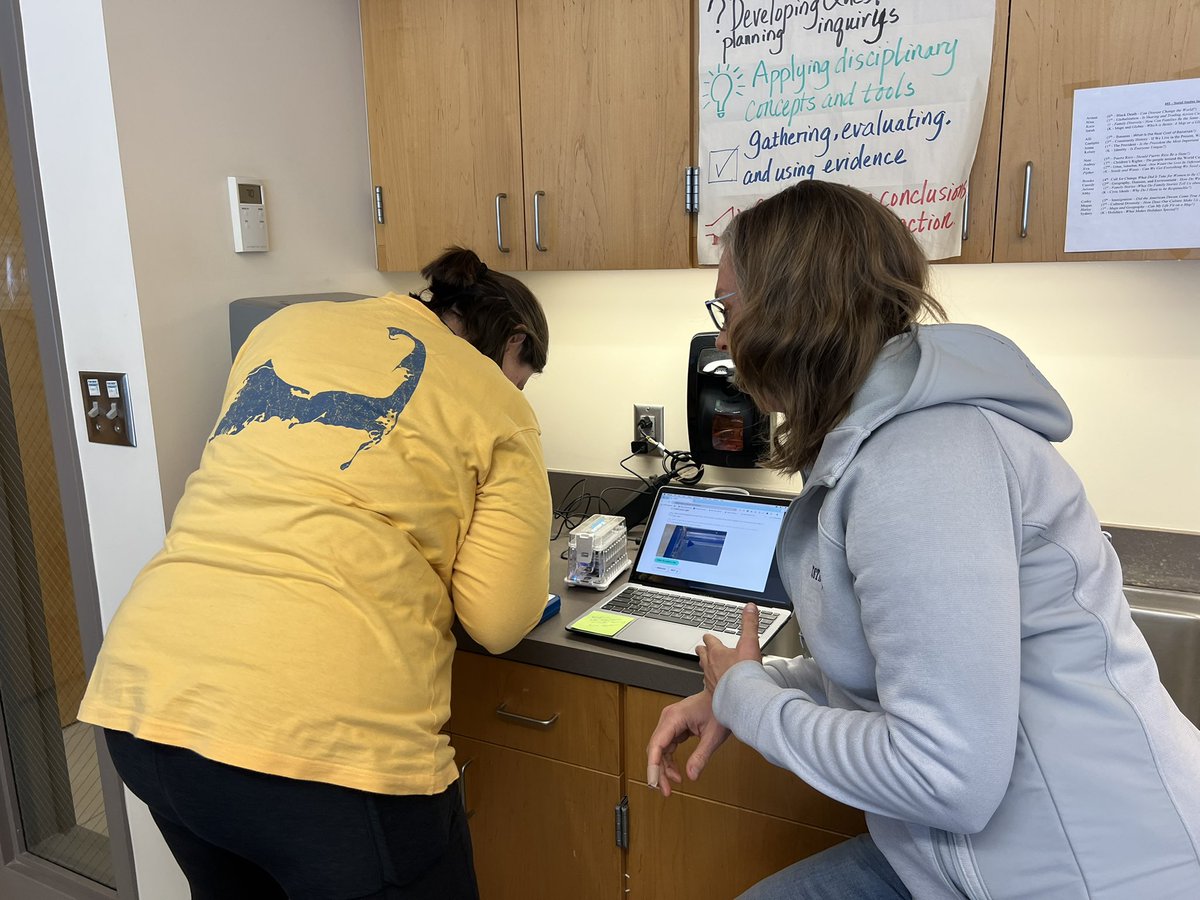 mrsgrulichlhs's tweet photo. What a great PD! 3 people with 3 different genotypes. https://t.co/nN4oFLKEcH