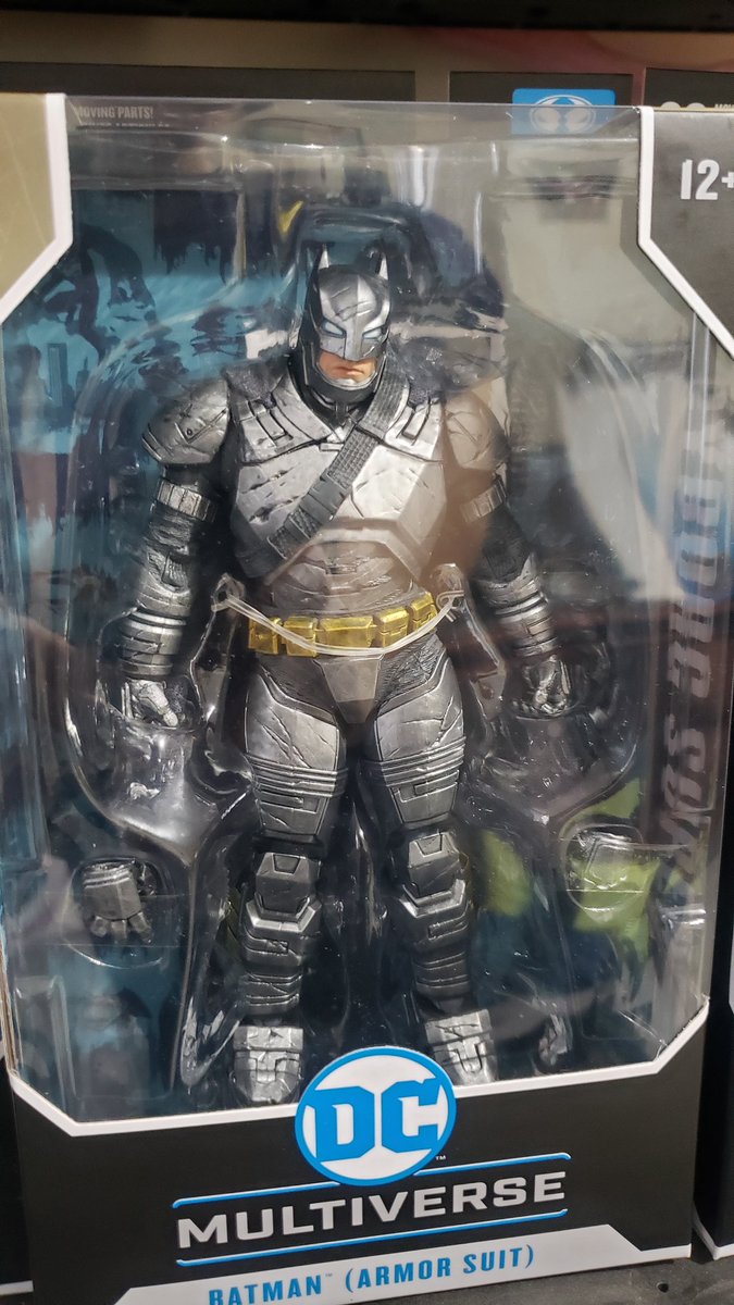 Chovengo's tweet photo. Nueva adición a la cole 🦇 #McfarlaneToys #Batman 😊👍 https://t.co/woPSmKNTYa