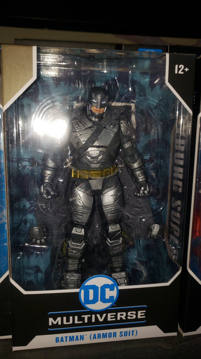 Chovengo's tweet photo. Nueva adición a la cole 🦇 #McfarlaneToys #Batman 😊👍 https://t.co/woPSmKNTYa