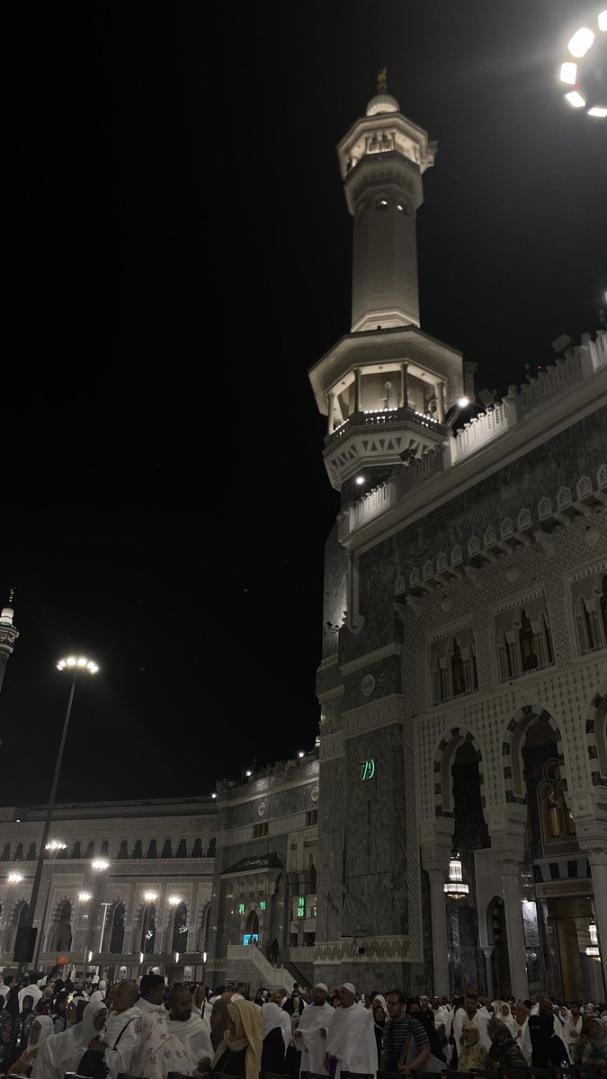 fj_justme's tweet photo. بداية السَنه كانت في أطهر بُقاع الأرض ، الحمدُلله🕋🤍
#مكة_المكرمة #المدينة_المنورة #2025 https://t.co/yLXjUAPMru
