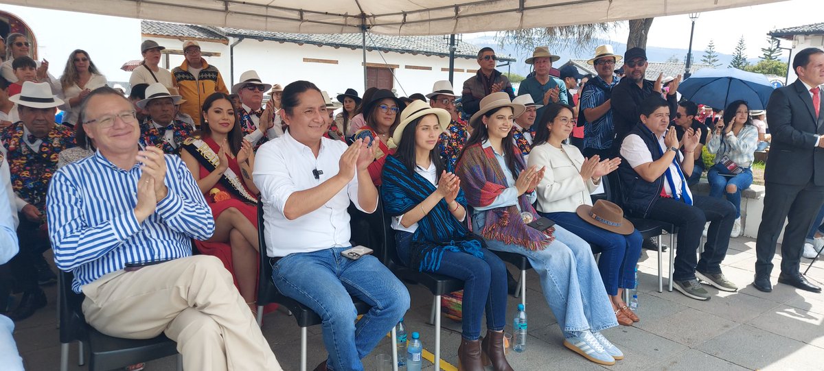 afsprensa's tweet photo. (A.F.S) 11-01-2025 LANZAMIENTO OFICIAL DE LOS CARNAVALES DE GUARANDA EN LA MITAD DEL MUNDO CON LA PRESENCIA DEL ALCALDE DE GUARANDA INTI YUMBAY Y AUSENCIA DE LA PREFECTA DE PICHINCHA PAOLA PAVON  ENVIO REPRESENTANTE https://t.co/hrkE8FqdEP