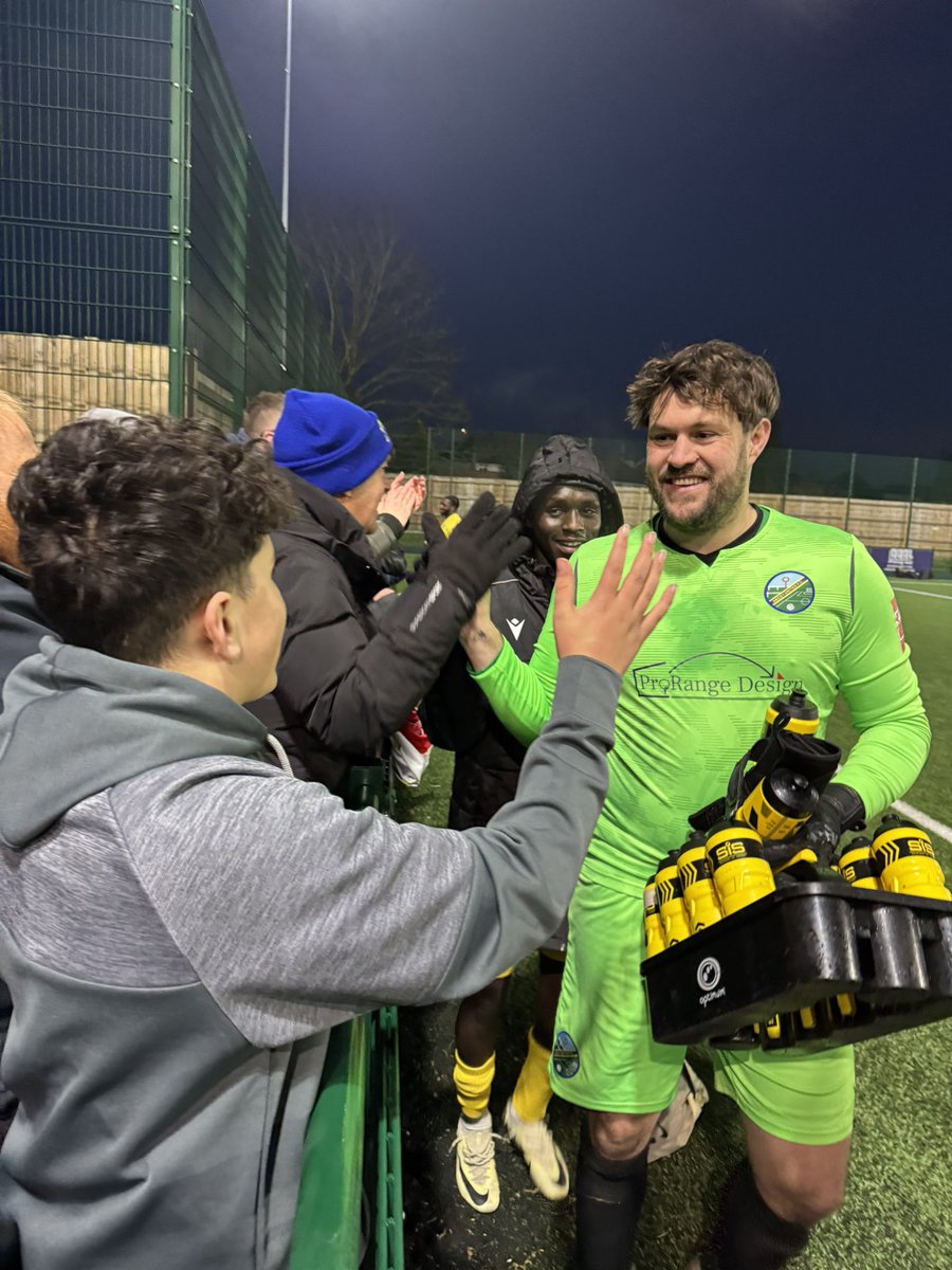 SOLIHULL MOORS FANS tweet media