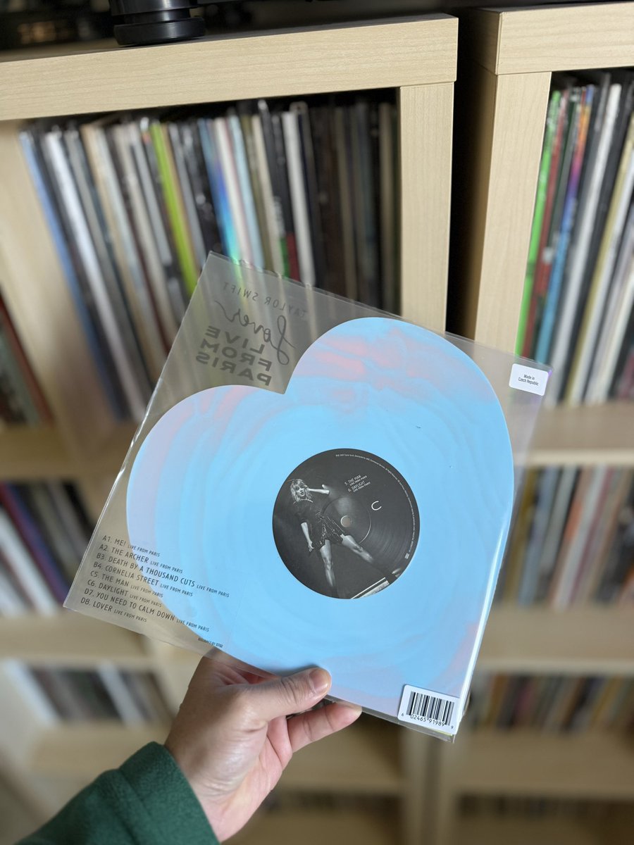 Wow, that was fast. She’s pretty. 
#LLFP #Vinyl