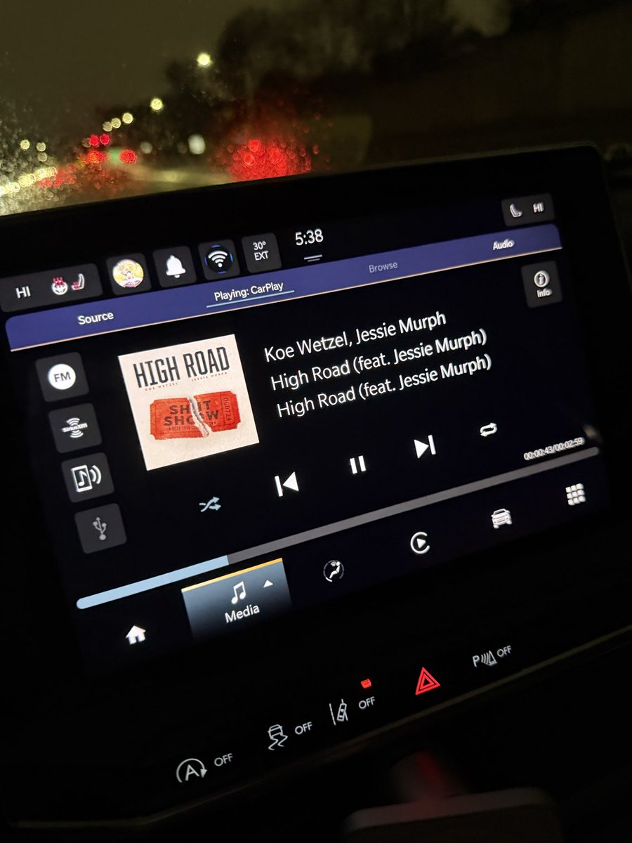 jenzi ✨ tweet media