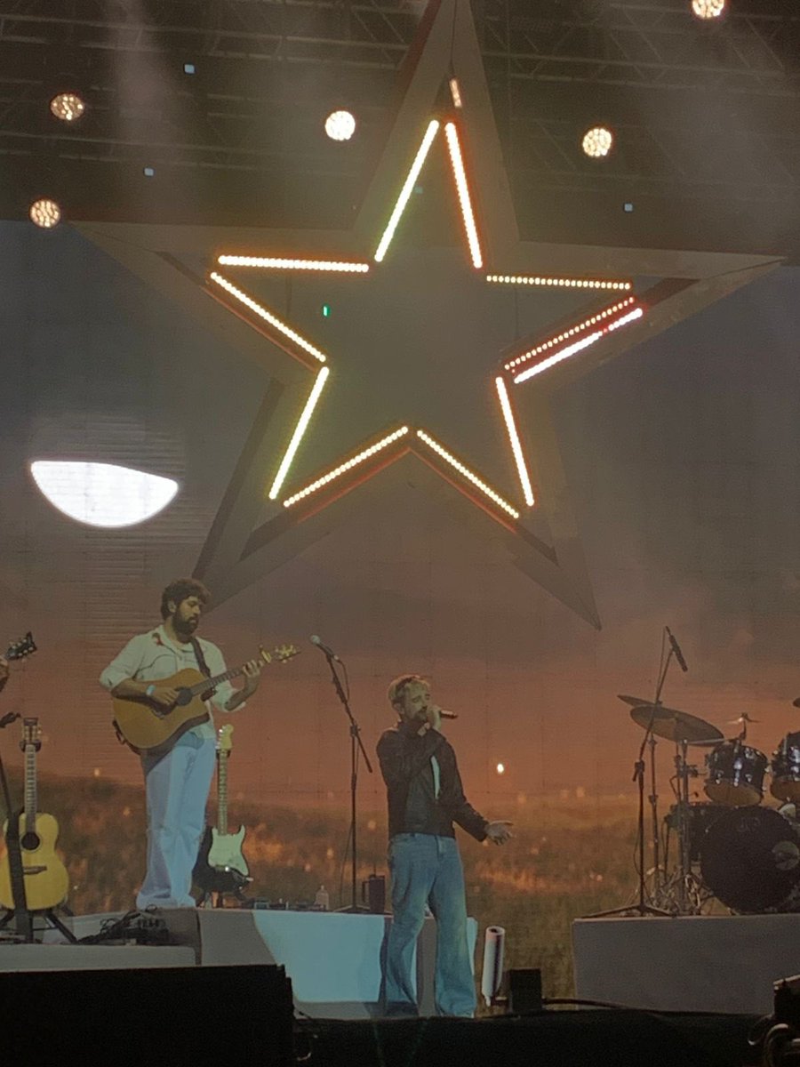 miradoarqueiro's tweet photo. eu te amo meu amor, você sempre faz um show maravilhoso!🩷 https://t.co/ATNR8xiVUR