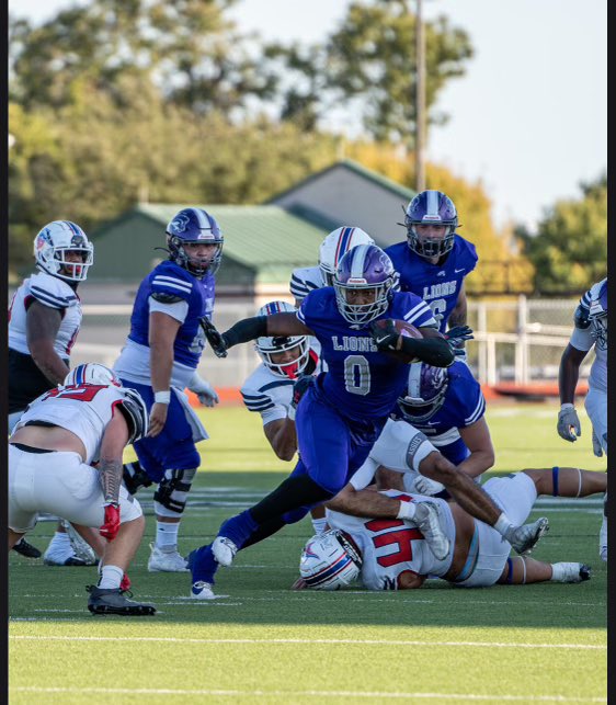 #AGTG After a great conversation with @coachkamlang 🙌 im blessed to receive offer from <a href="/NelsonUFootball/">NELSON Football</a> <a href="/DobieLonghornFB/">Dobie Longhorn Football</a> <a href="/Coach_MacSAGU/">Blake McCulloch</a> 
@CoachFitzmorris <a href="/WJAY13/">Just WJAY M.ED</a>