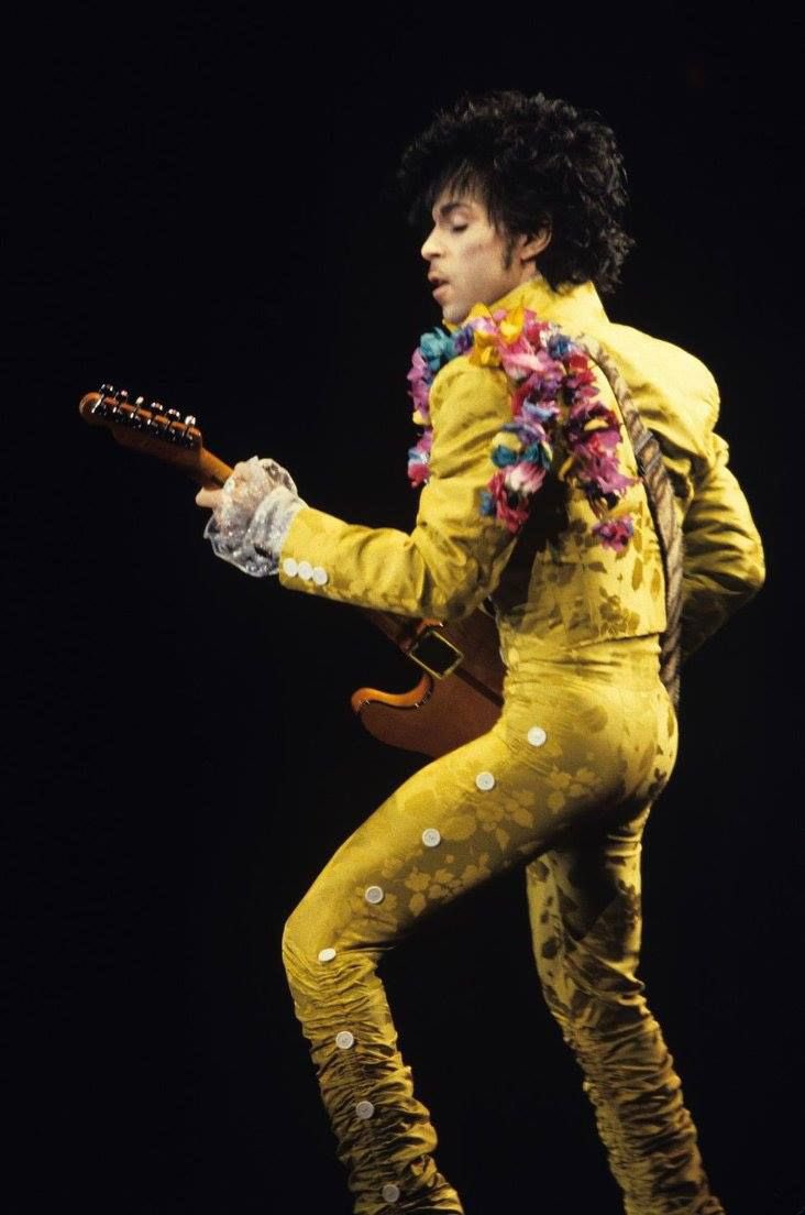 PrincePartyUK's tweet photo. https://t.co/NmutNVCkbL