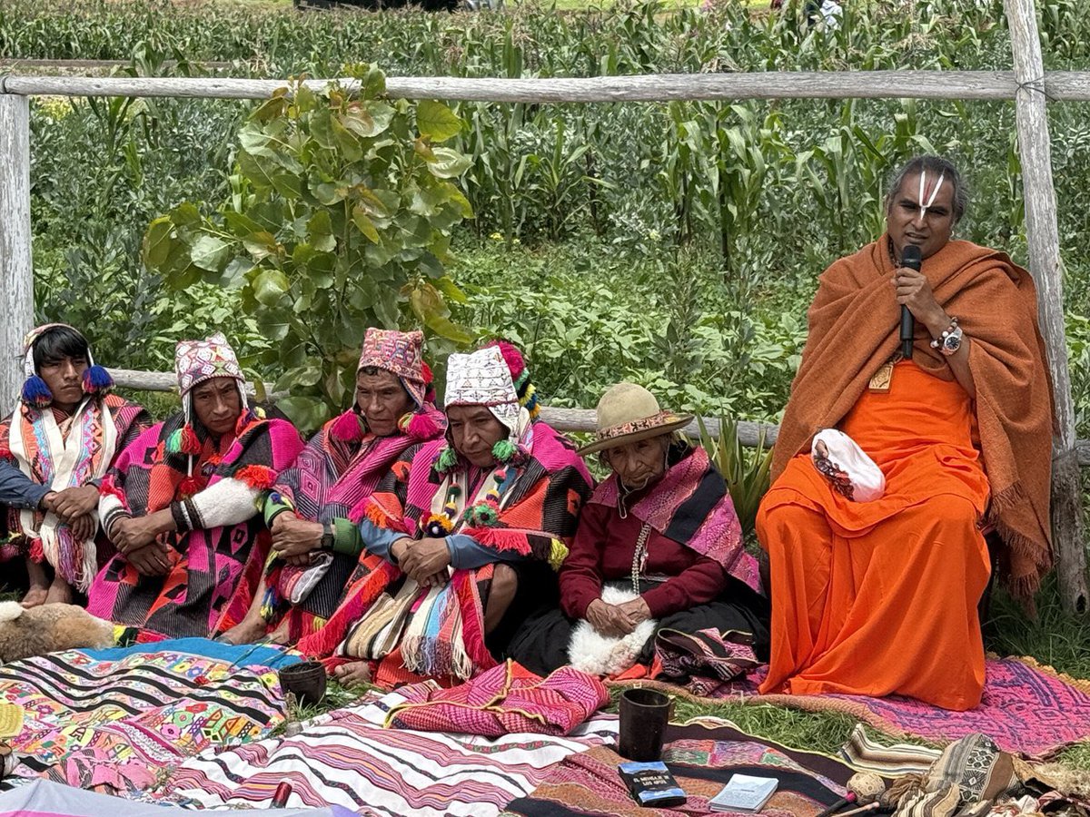 vishwananda's tweet photo. This morning did a Inca ceremony to Panchamama ( Mother Earth ) https://t.co/NHXjXSV8du