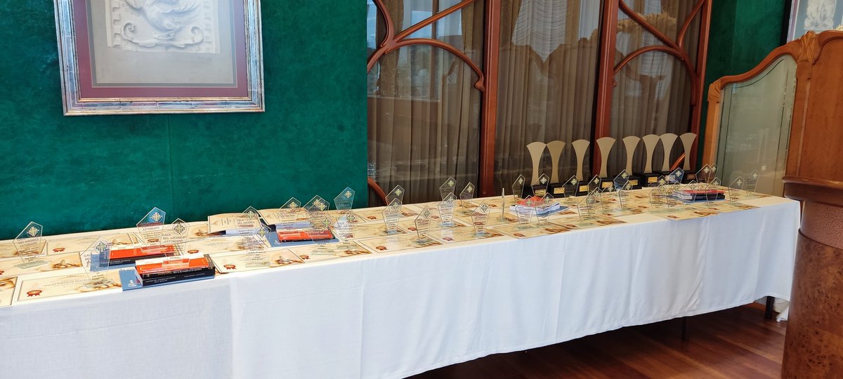 AjedrezAstur (@asturajedrez) on Twitter photo Daniel Centrón Antuña y Vetusta Campeones de Asturias de Ajedrez Relámpago.
También tuvo lugar la entrega de premios de la Temporada 2024, con la asistencia de la Directora General de Deportes Manuela Fernández Ena 🙂
<a href="/dxtasturiano/">adnasturies</a> <a href="/PDMGijon/">Gijón/Xixón Deporte</a> <a href="/Deporte_Astur/">Deporte Asturiano</a> Daniel Centrón Antuña y Vetusta Campeones de Asturias de Ajedrez Relámpago.
También tuvo lugar la entrega de premios de la Temporada 2024, con la asistencia de la Directora General de Deportes Manuela Fernández Ena 🙂
<a href="/dxtasturiano/">adnasturies</a> <a href="/PDMGijon/">Gijón/Xixón Deporte</a> <a href="/Deporte_Astur/">Deporte Asturiano</a>