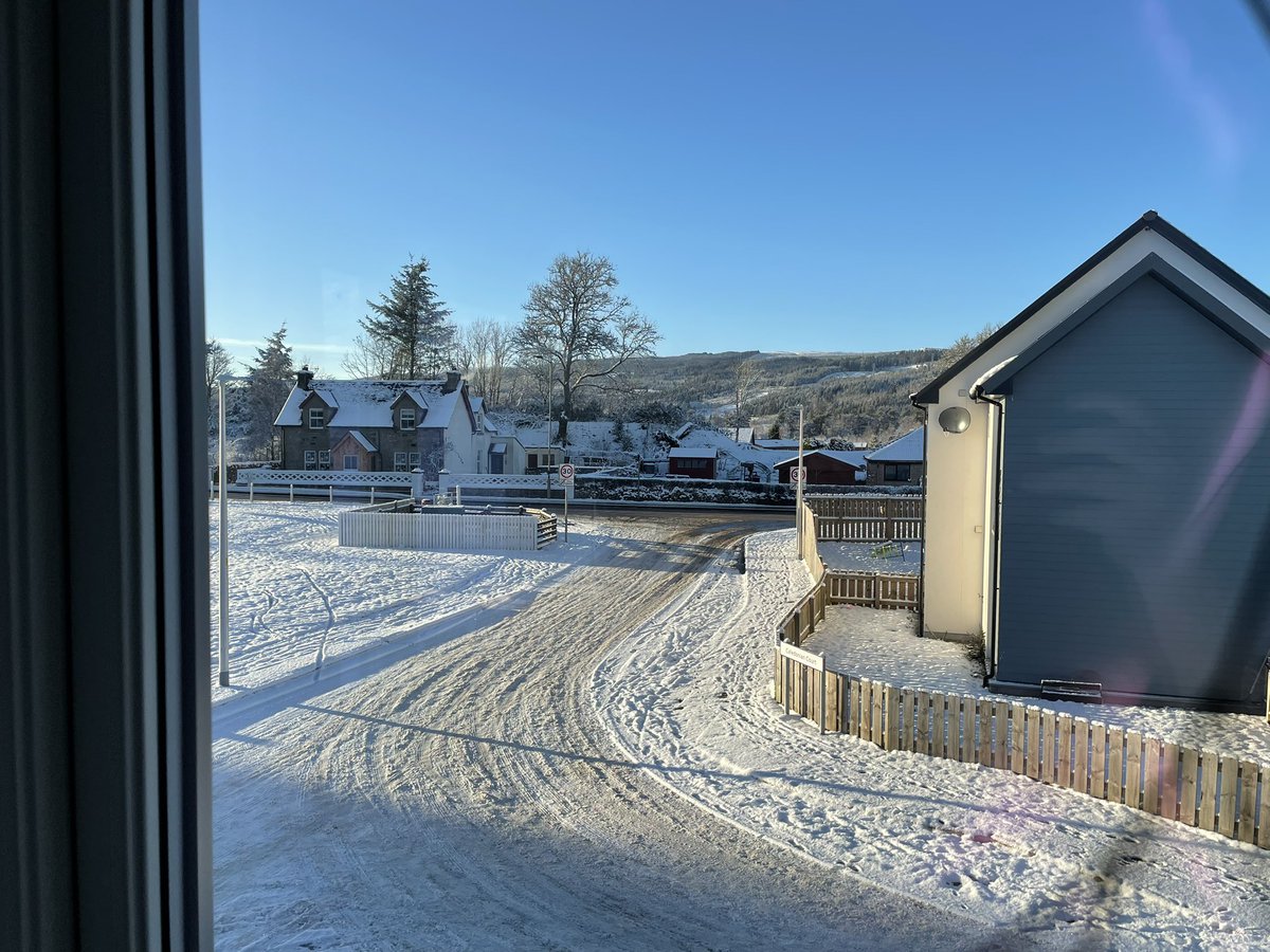 Love the view from my house especially on days like this ☀️ ❄️ #FortAugustus #Highlands #Scotland #GreatGlen #Snow #Winter2025
