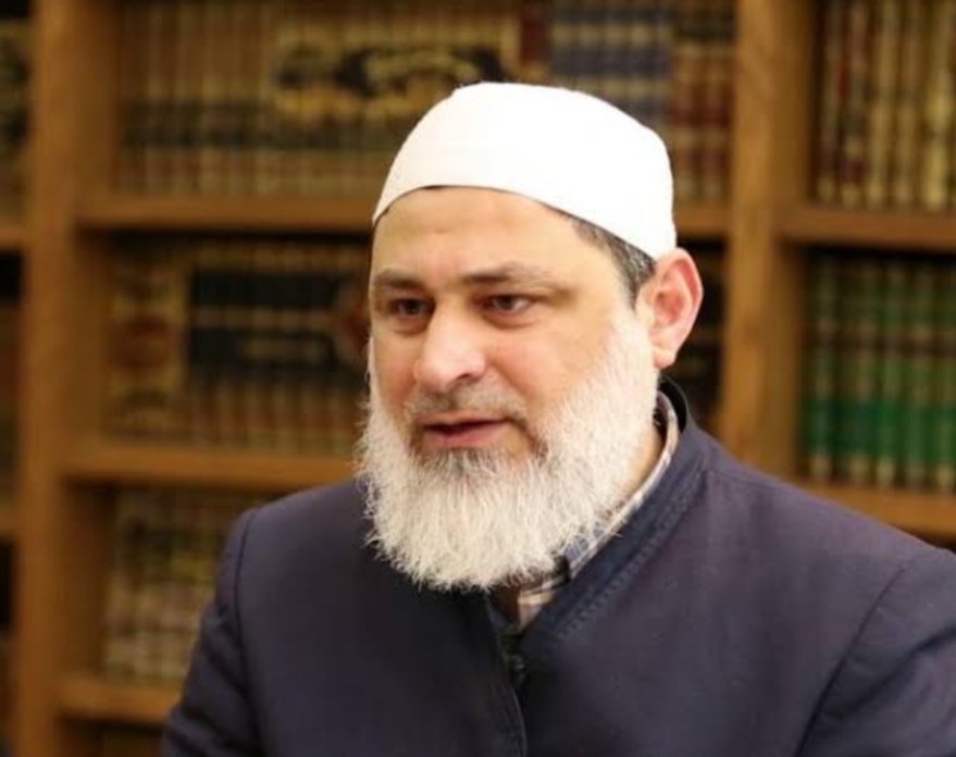 istdarulhadis's tweet photo. Şamlı Hadis Âlimlerinden Şeyh Mucir el-Hatîb Hoca'nın İstanbul'a geldiği yıllardan beri devam eden derslerinin ve son okuttuğu kitap Sahih-i Müslim'in Hatim meclisi bugün akşam namazından sonra Yavuz Selim Camii'nde olacak

Bu hatim meclisi Şam'a dönecek  hoca efendinin son dersi https://t.co/i8uzOIMSd8