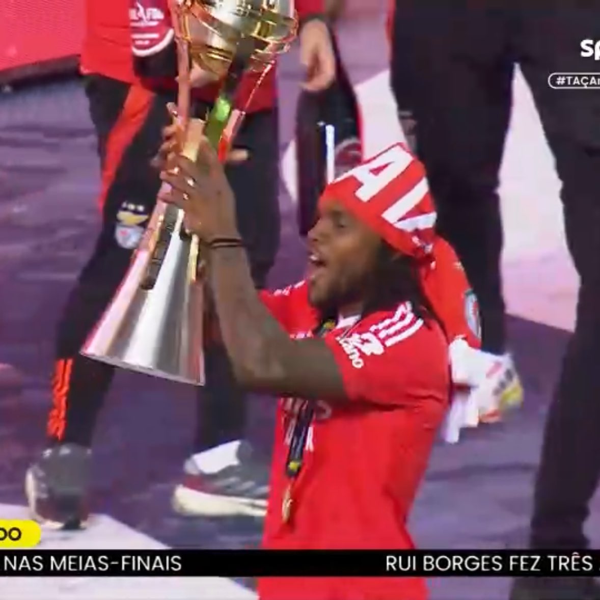 rcostadoazeite's tweet image. Já sabemos quem vai liderar a festa ❤️