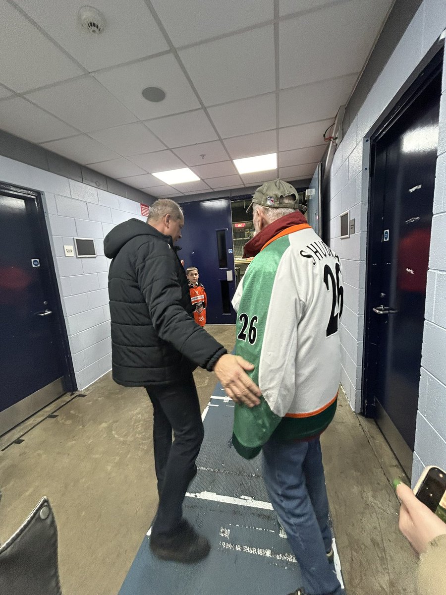 With the biggest thanks in the world to the incredible  <a href="/Simmsey19/">David Simms</a> for making my 78 year old dads entire year by having his 30 year old game worn shirt signed by rocket Ron tonight. He’s recently been very poorly and I know you’ve cheered him up so much!! What a bloke you are ❤️