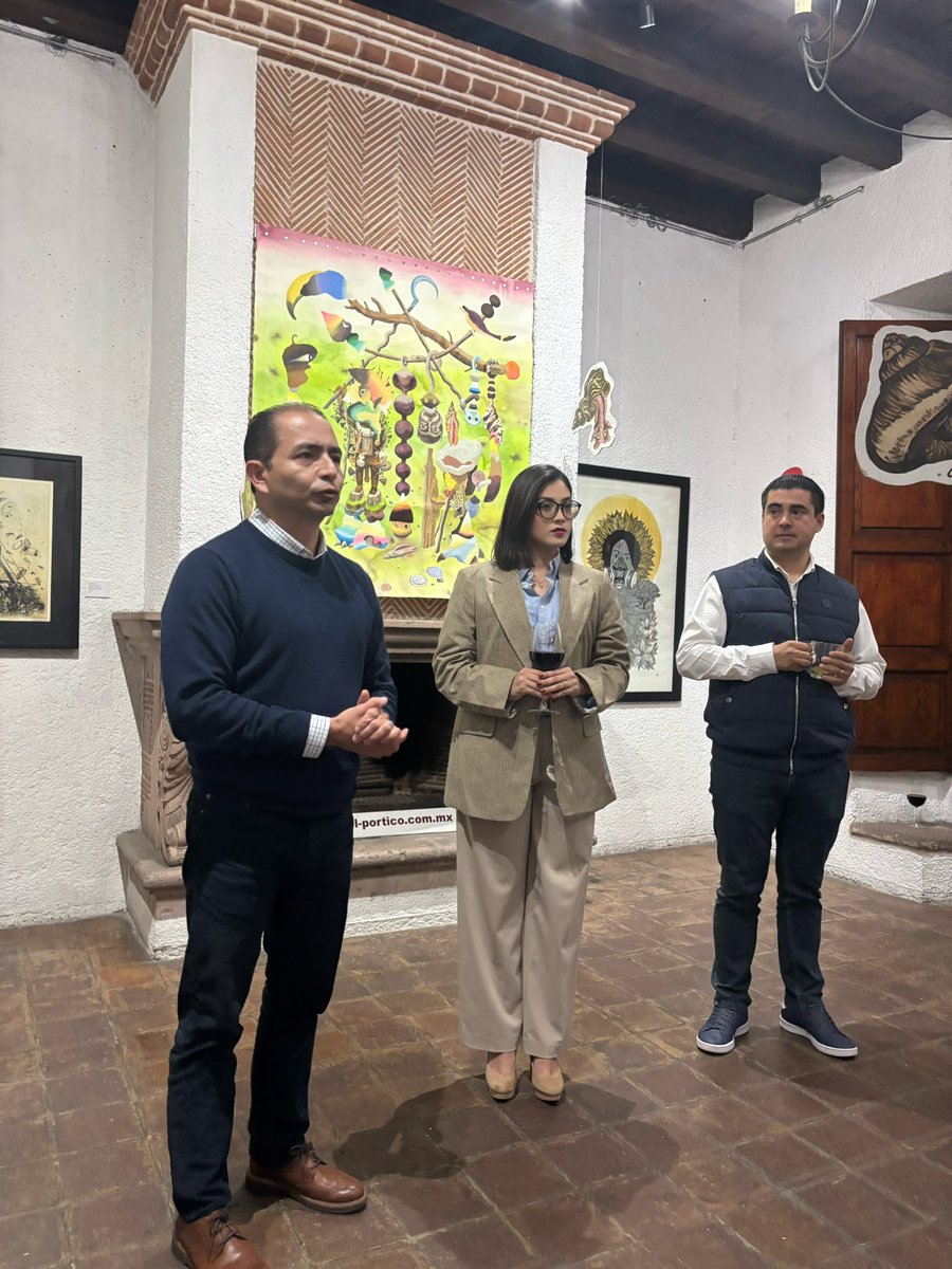 CEFMichoacan's tweet photo. Es un placer anunciar que María Regina Arciniega Yépez asumió la Dirección Ejecutiva del Centro de Estudios y Formación Política para el período 2025-2027. Estará acompañada por un equipo de jóvenes líderes comprometidos. ¡Les deseamos el mayor de los éxitos! https://t.co/WTZi1aUfEX